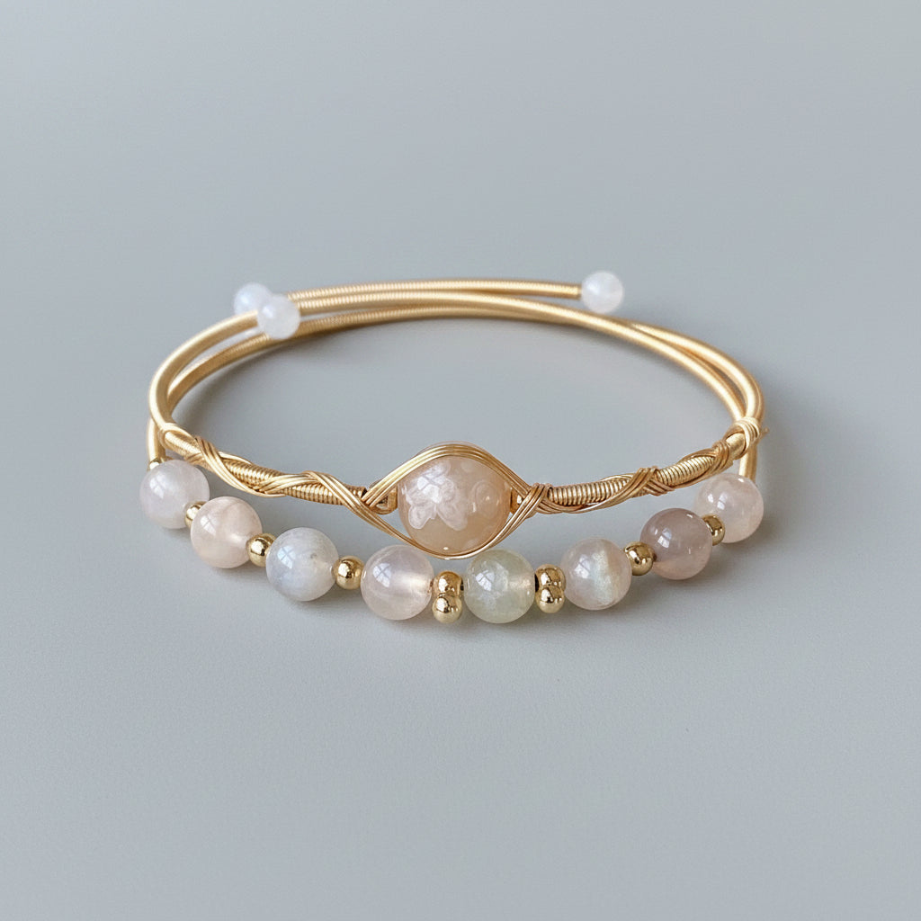 Elegant pearl bracelet minimal layered jewelry style
