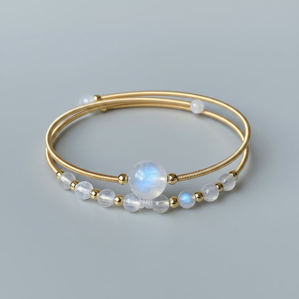 Lunéa Pearl Moonstone Bracelet with freshwater pearls and moonstone accents